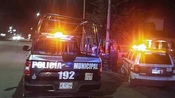 Diario del Yaqui Madre e hijo son baleados frente a su casa él muere