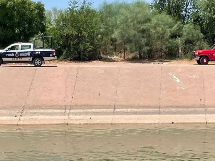 Diario Del Yaqui Flota Cad Ver De Un Hombre En El Canal Bajo En