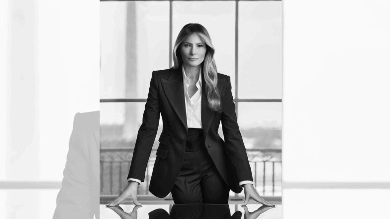 Melania Trump Muestra Su Lado M S Serio En Su Nuevo Retrato Oficial