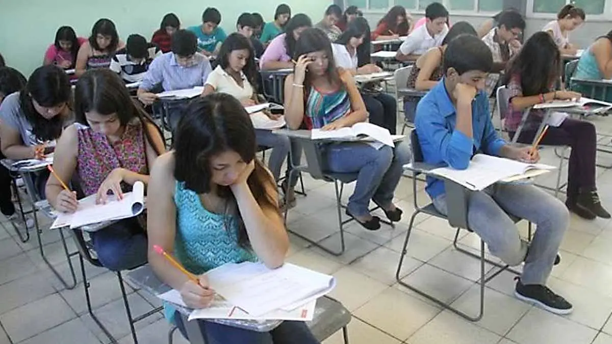 No habrá examen para las prepas