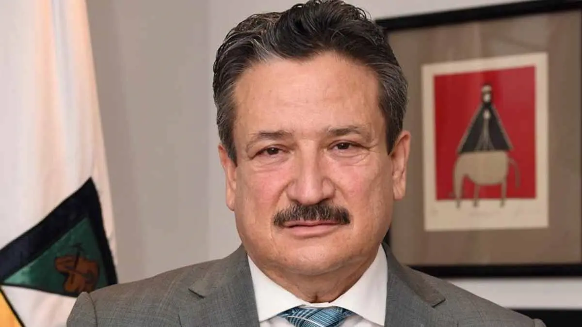Asume Martín Nava Dirección General de Isssteson