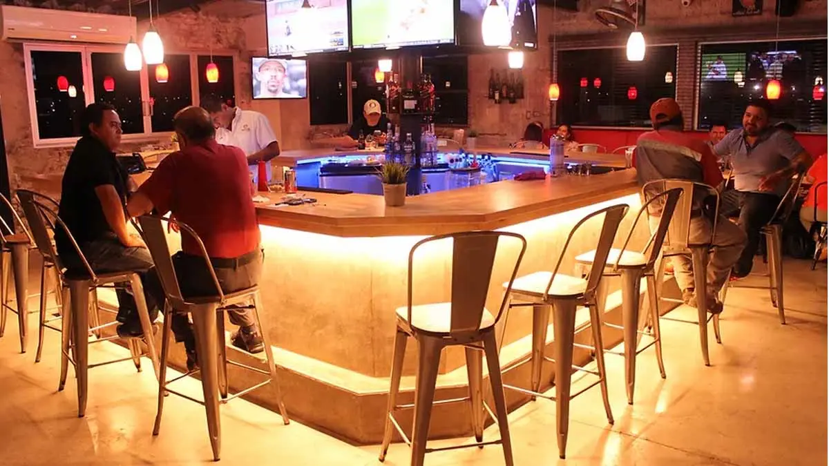 Bares y restaurantes amplían sus horarios