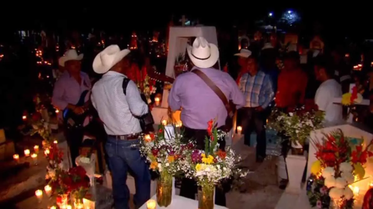 Etchojoa velará a fieles difuntos