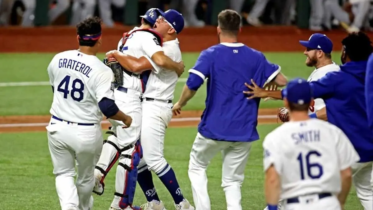 Dodgers de Los Ángeles se alza con la Serie Mundial