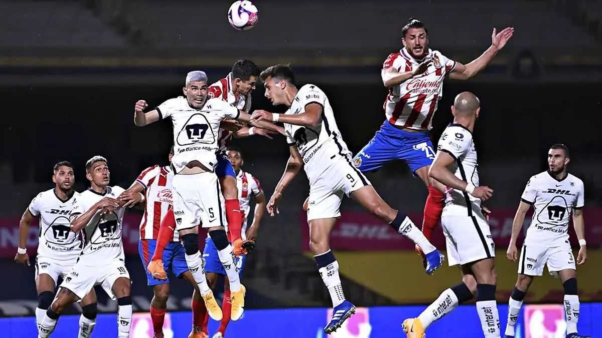 Rescata Pumas empate ante mermadas Chivas