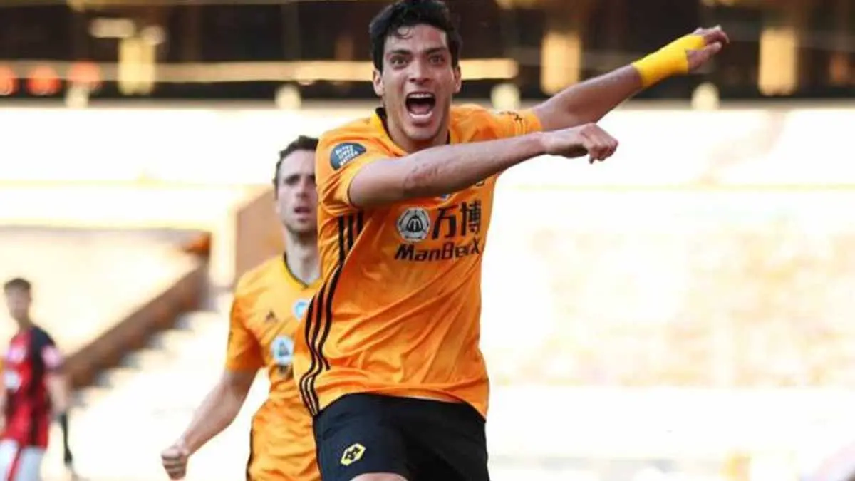 Raúl Jiménez nominado al mejor gol en la Premier League