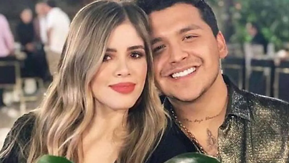 Ex de Christian Nodal pide a los internautas que no la hostiguen
