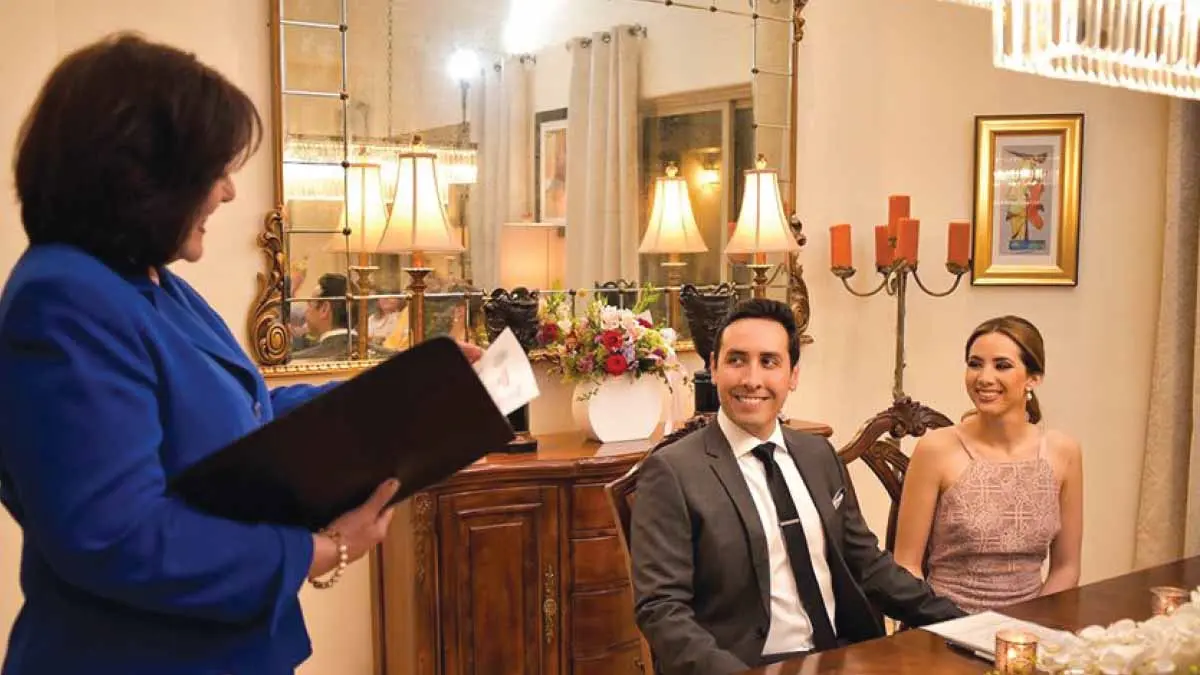 Celebran boda civil