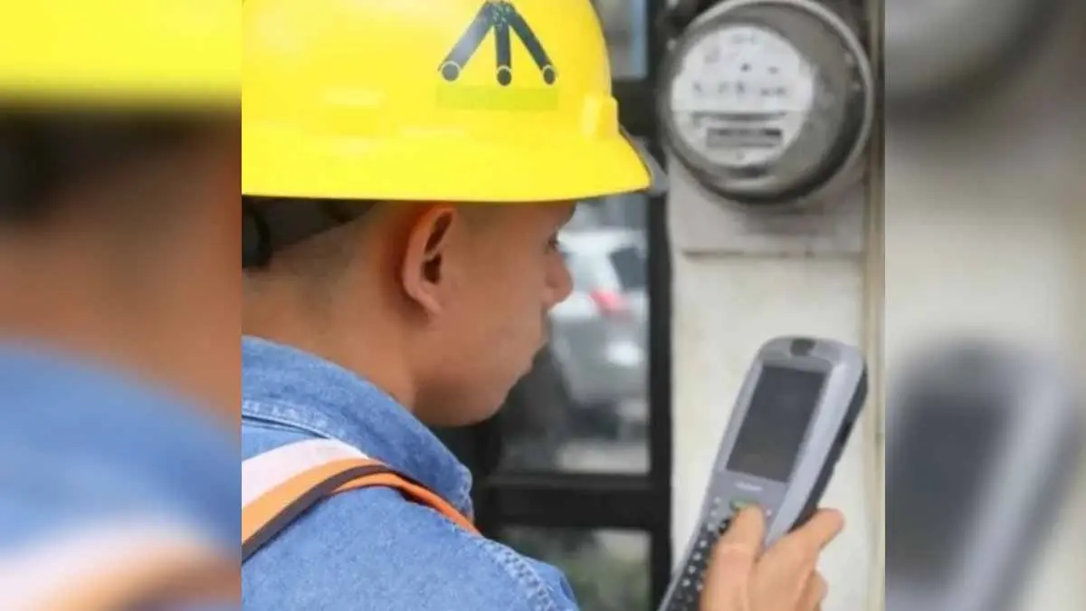 CFE corta la luz a usuarios en Nogales