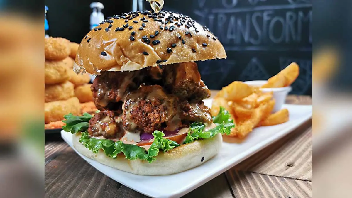 Restaurantes y bares se unen en campaóa de consumo local
