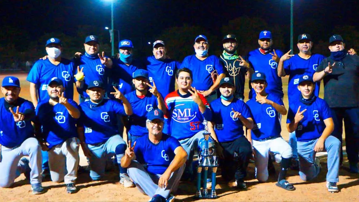 Construcciones Ortega sigue reinando en softbol