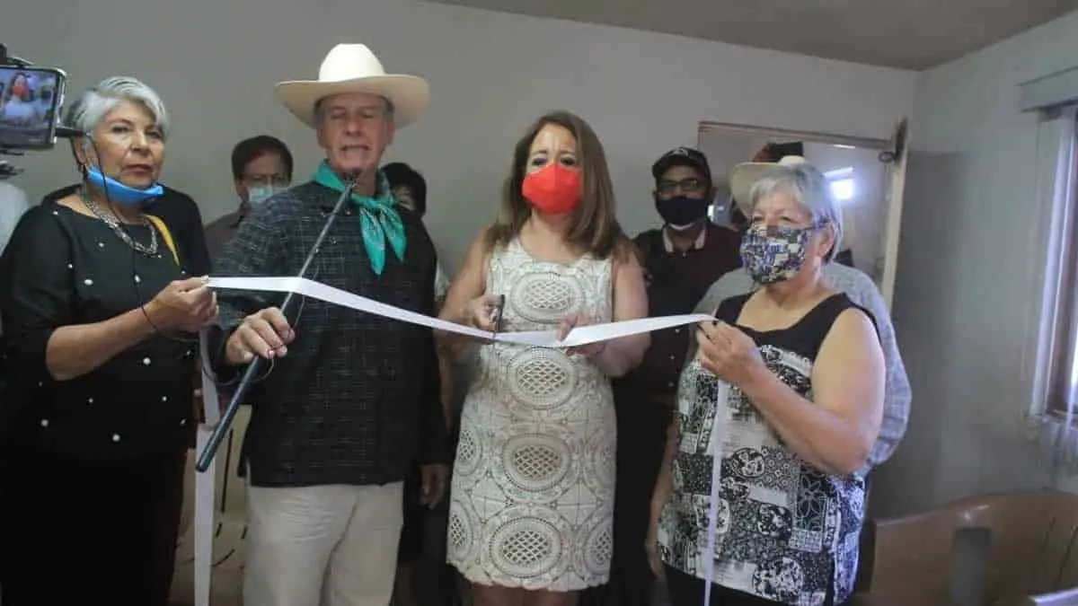 Inaugura Petra Santos oficina de Enlace