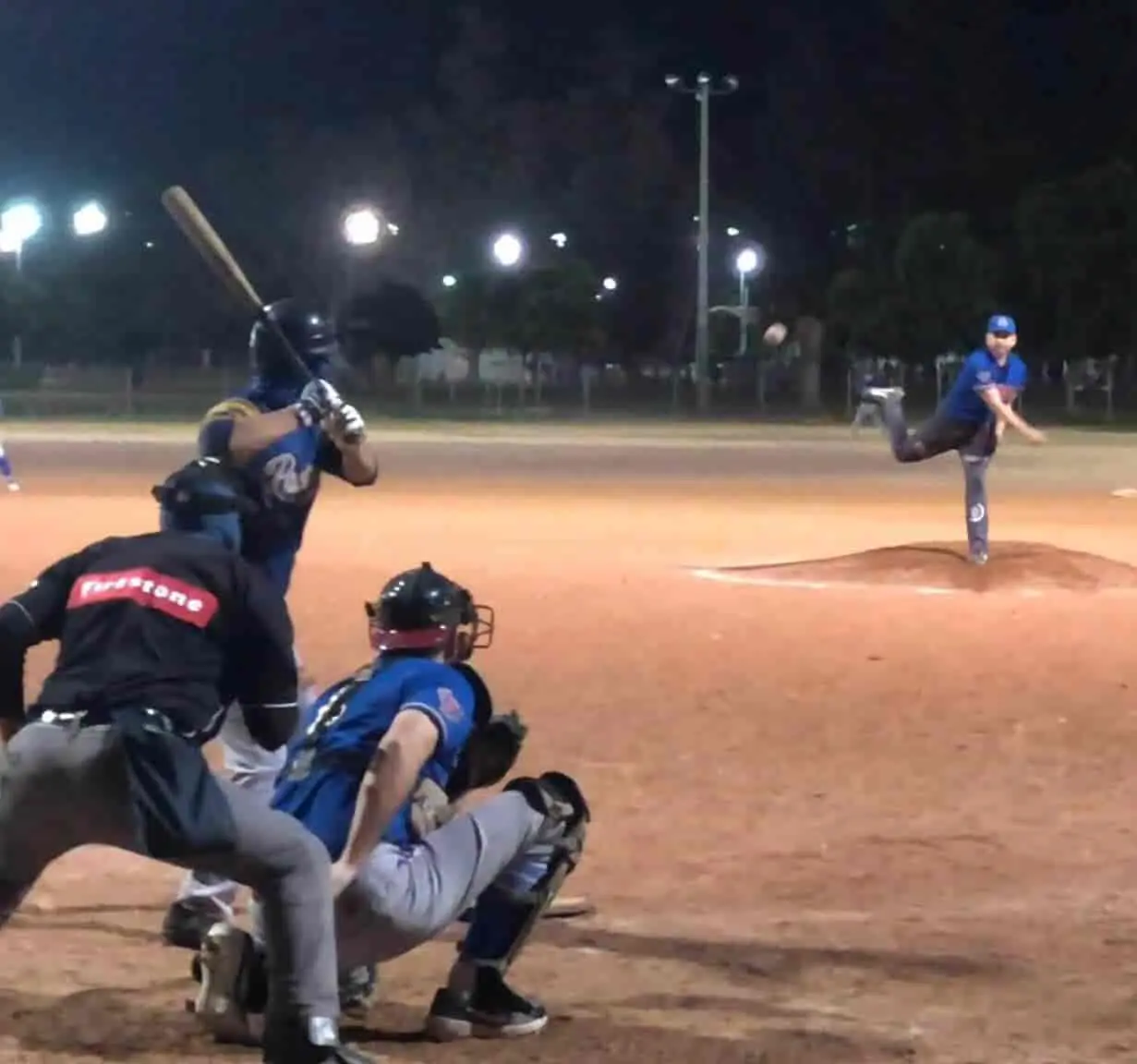 Elimina Padres al campeón en la Liga Interamigos