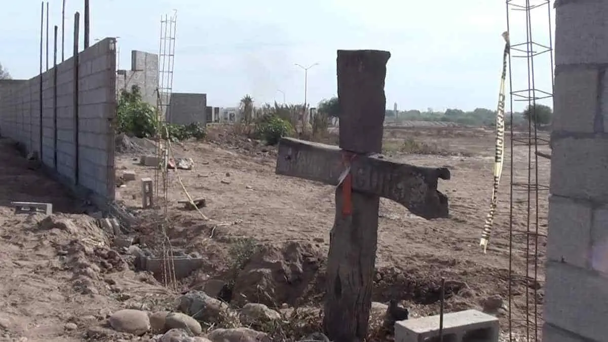 Construcción de fraccionamiento entierra tradición
