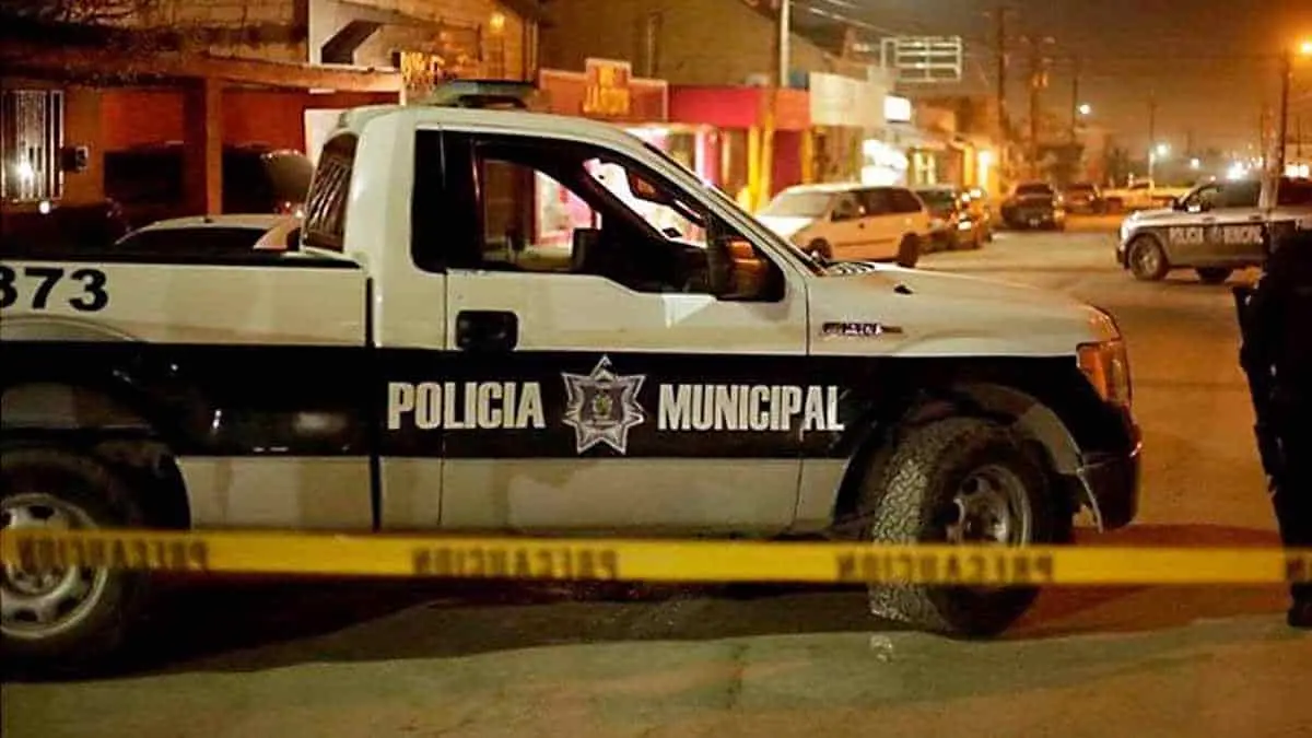 Rafaguean bar hay 2 muertos y 16 heridos