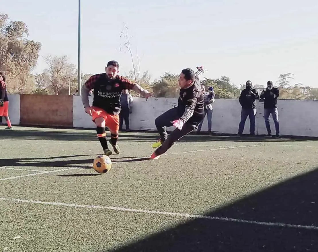 Definidas las semifinales del futbol de la Comunicación