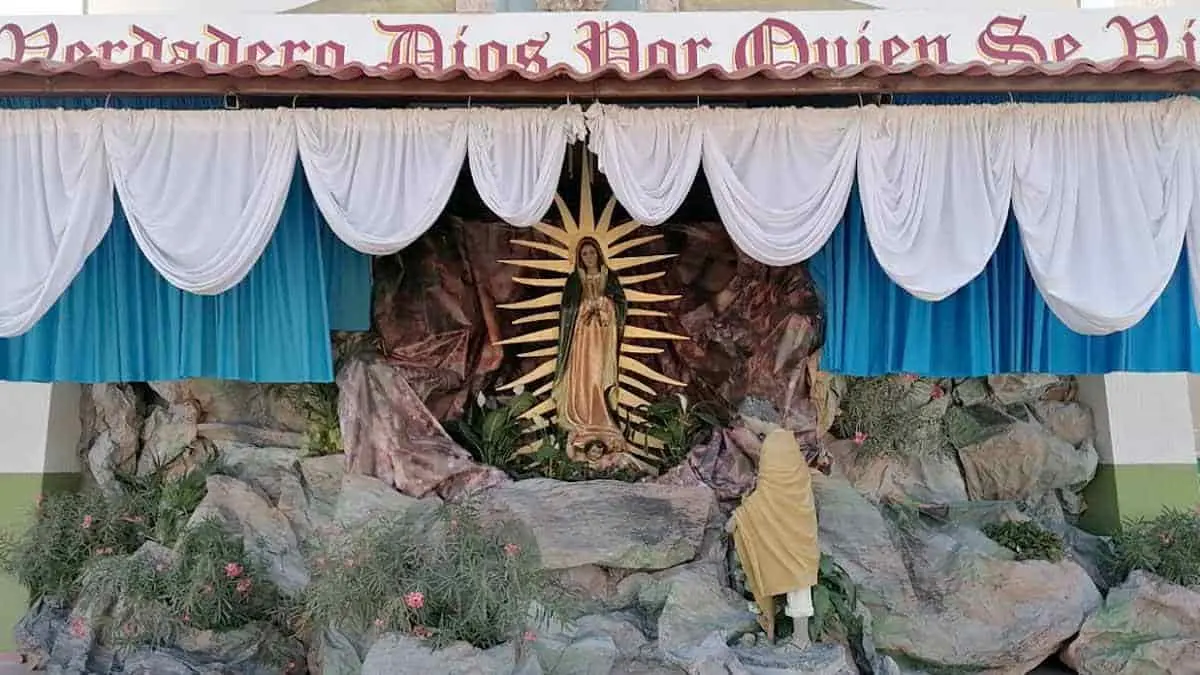 Celebrarán a la Virgen en estadio