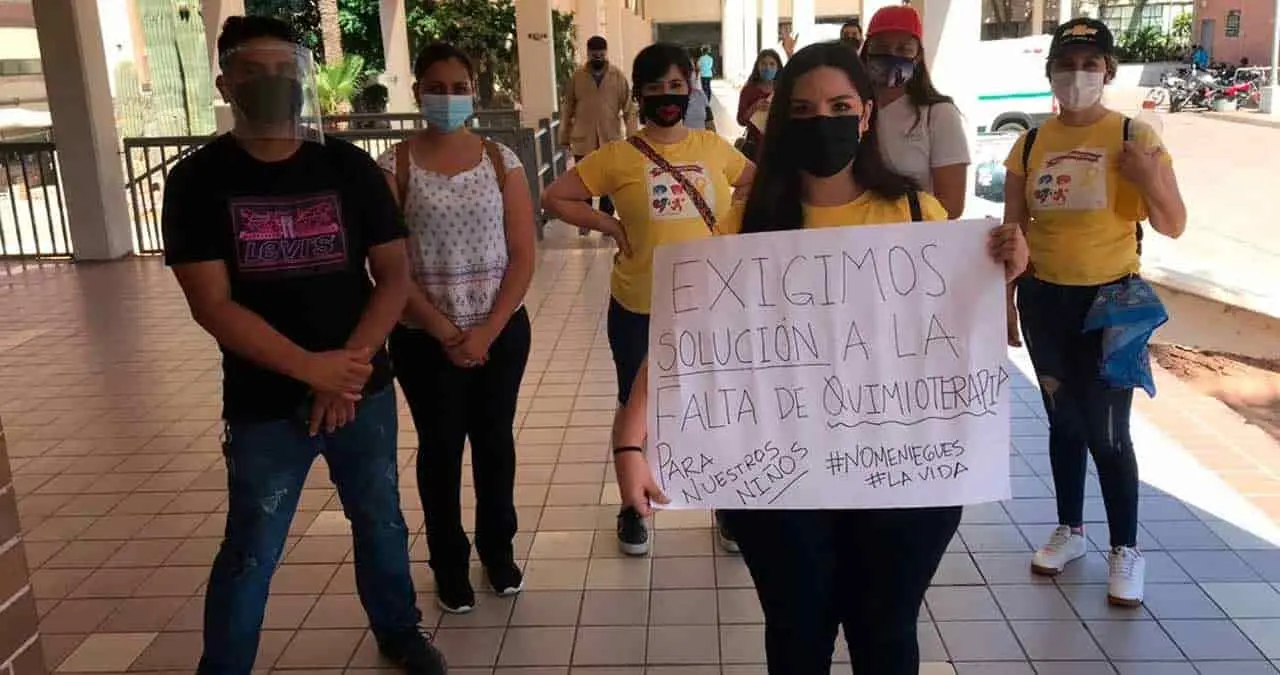 Buscan niños mil firmas