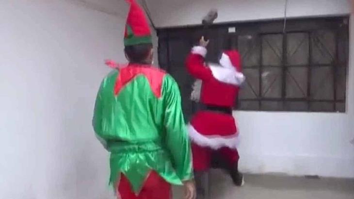 VIDEO: Santa Claus y su duende asestan golpe al narco