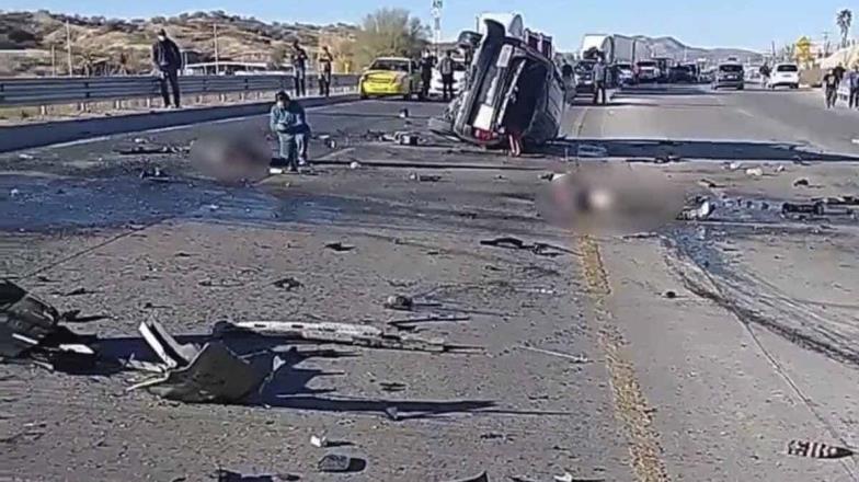 VIDEO: Brutal accidente carretero en Nogales deja varios muertos