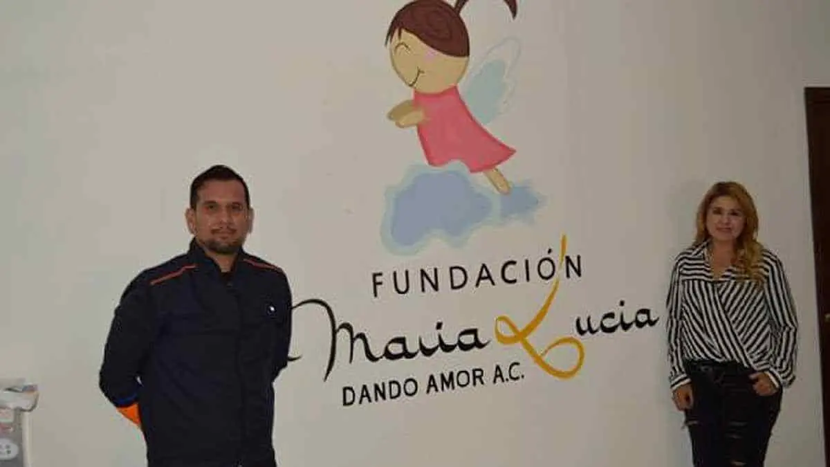 Entrega cena navideña