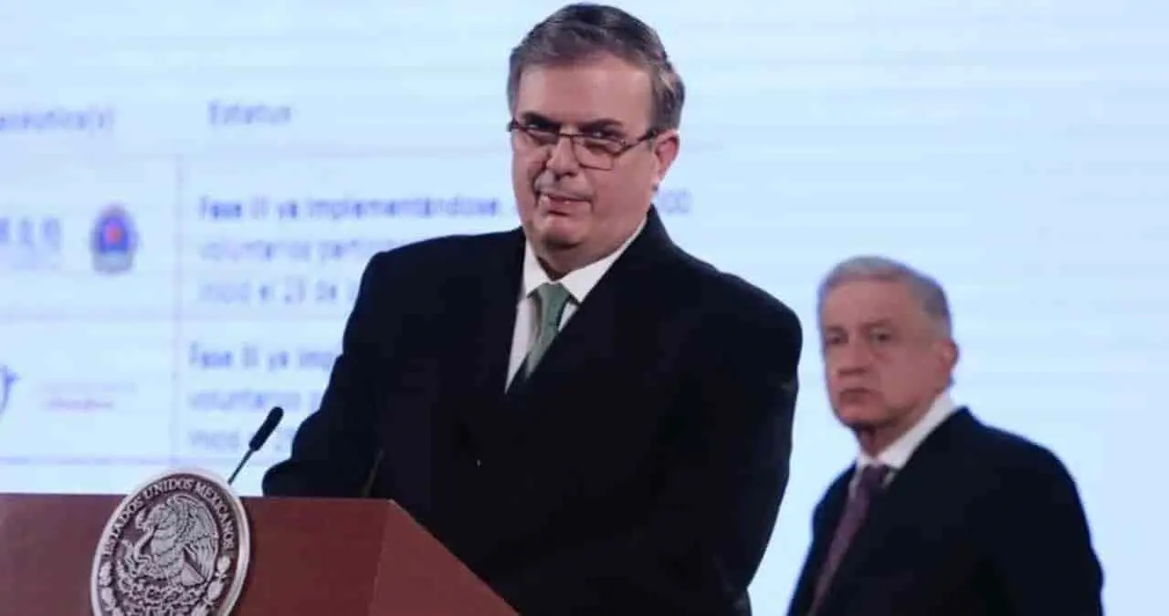 Vacunas de Pfizer llegarán este mes: Ebrard