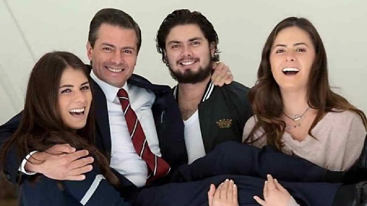 Reaparece Enrique Peña Nieto en fiesta de fin de año