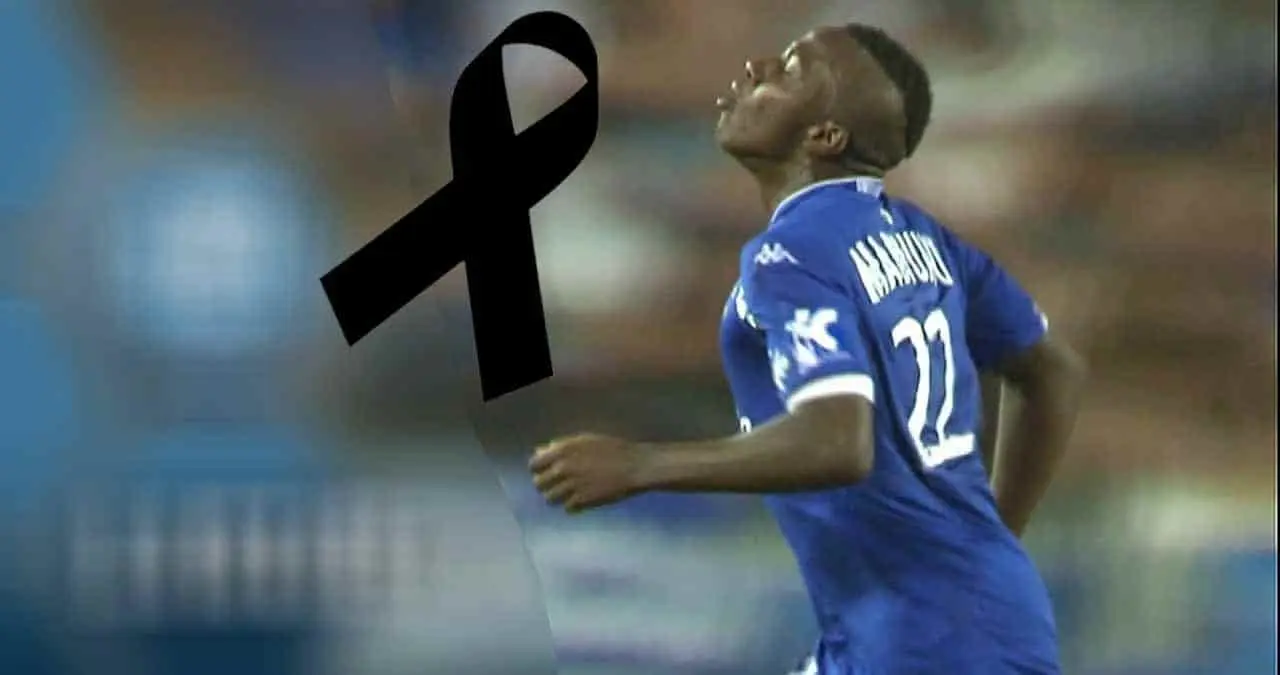 Futbolista fallece en pleno partido