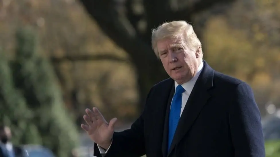 Trump se despide perdonando a 143 presos