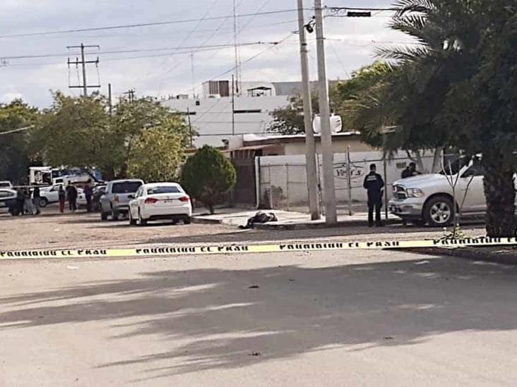 Ejecutan a hombre fuera de restaurante Ejecutan a hombre fuera de restaurante