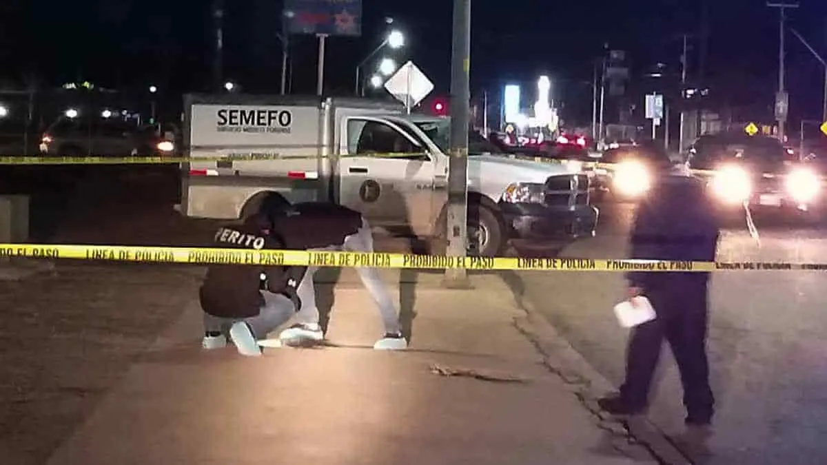 Encuentran presuntos restos humanos en un baldío