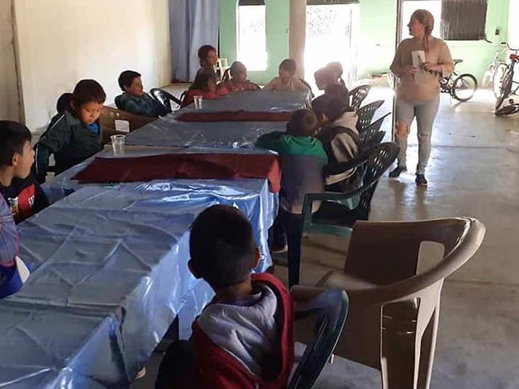 Brindan desayunos a niños de comunidades rurales Brindan desayunos a niños de comunidades rurales