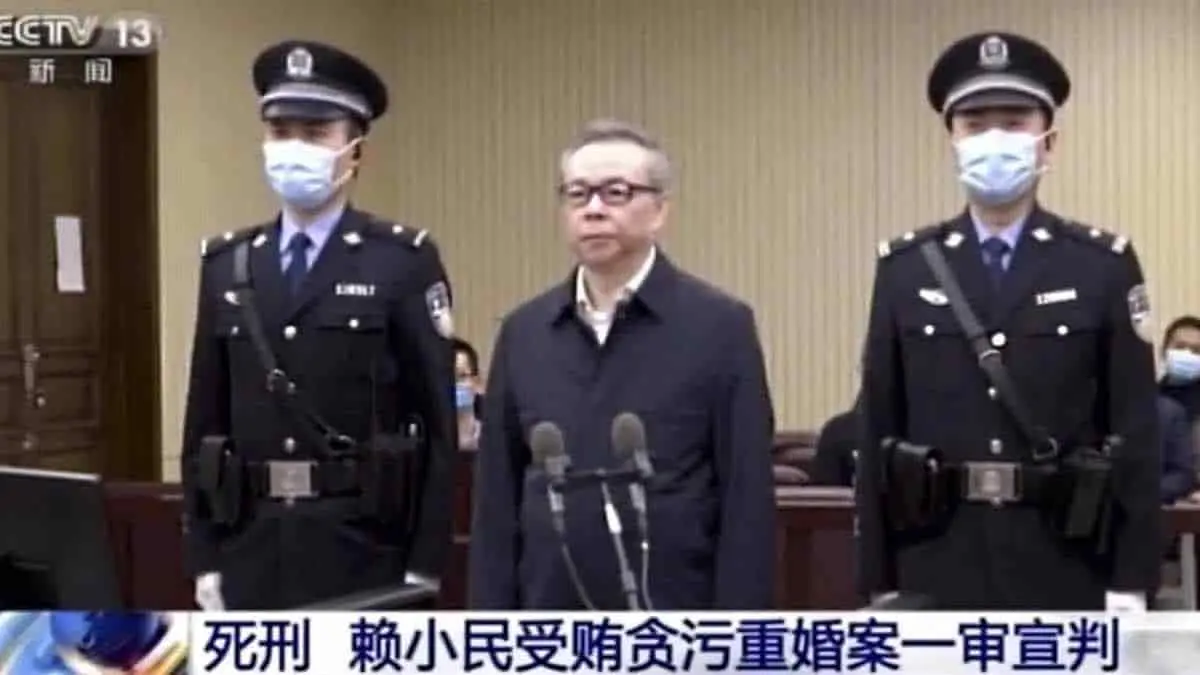 China lo ejecuta por corrupto
