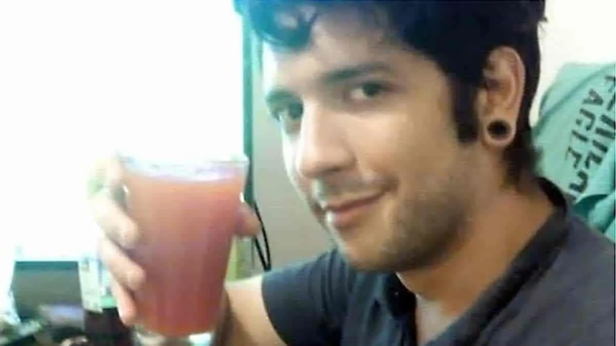 Sangriento 14 de febrero: apuñalan a joven sólo por matarlo