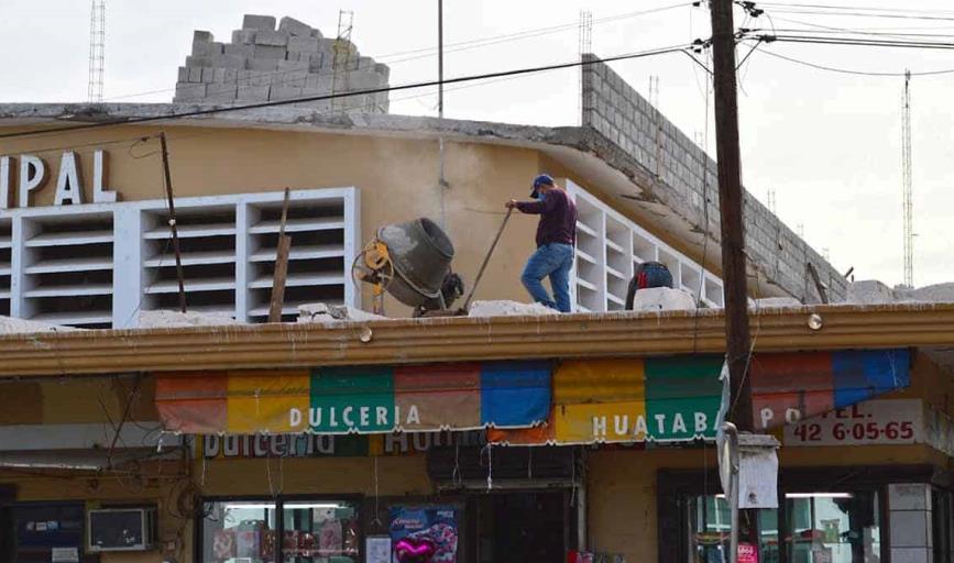 Embellecen Mercado Municipal de Huatabampo