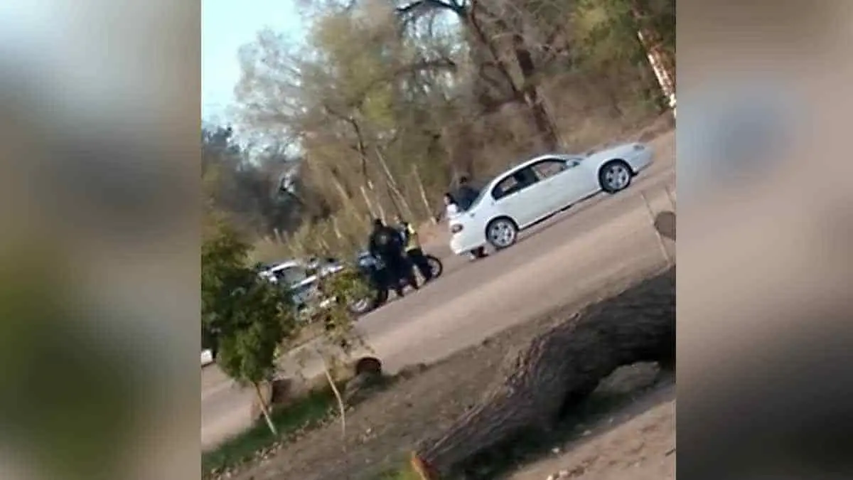 Policías de Navojoa hacen su agosto con los paseantes