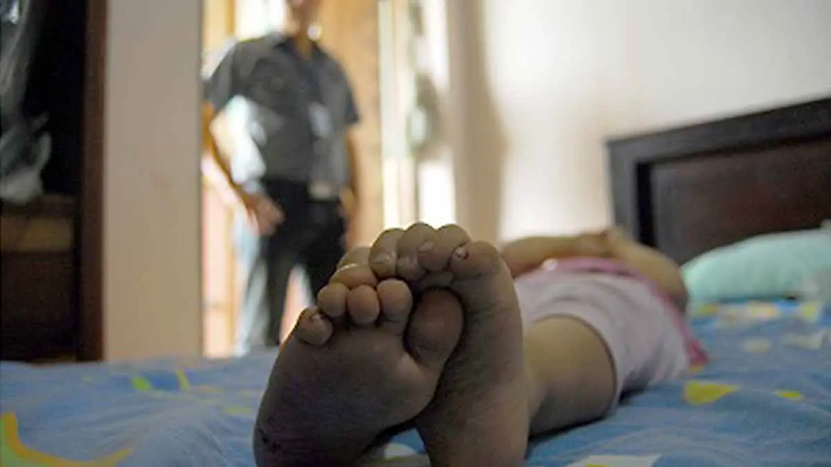 Violaban a menores, las grababan y vendían el material entre pedófilos