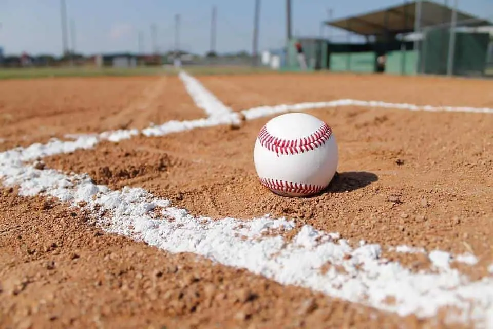 Impulsan escuela de beisbol para jóvenes cajemenses