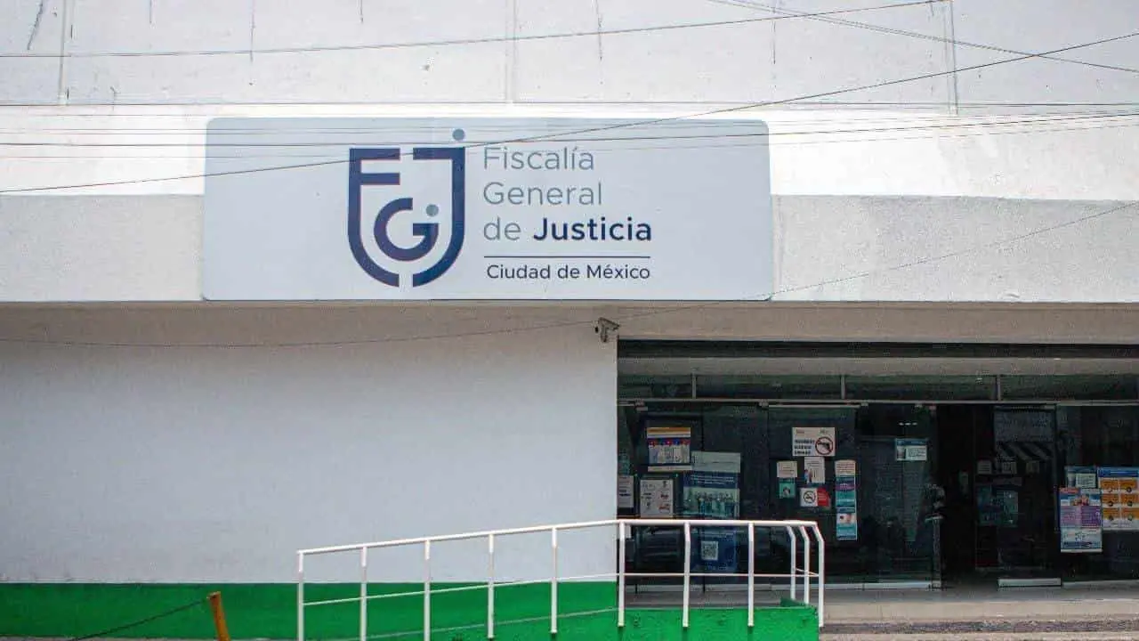 Maltrato familiar y olvido oficial orillan a una niña al suicidio