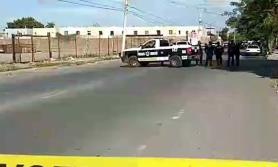 Ejecutan a dos en la Lázaro Mercado