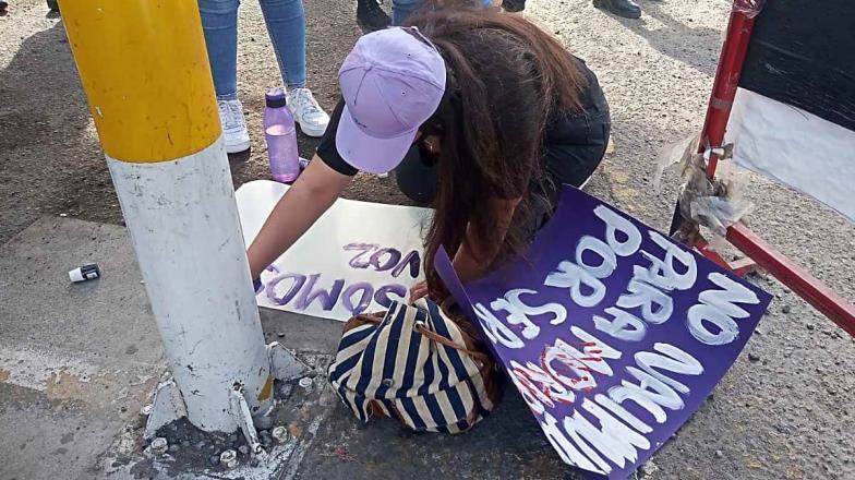 Feministas toman las calles de Cajeme durante en el Día de la Mujer