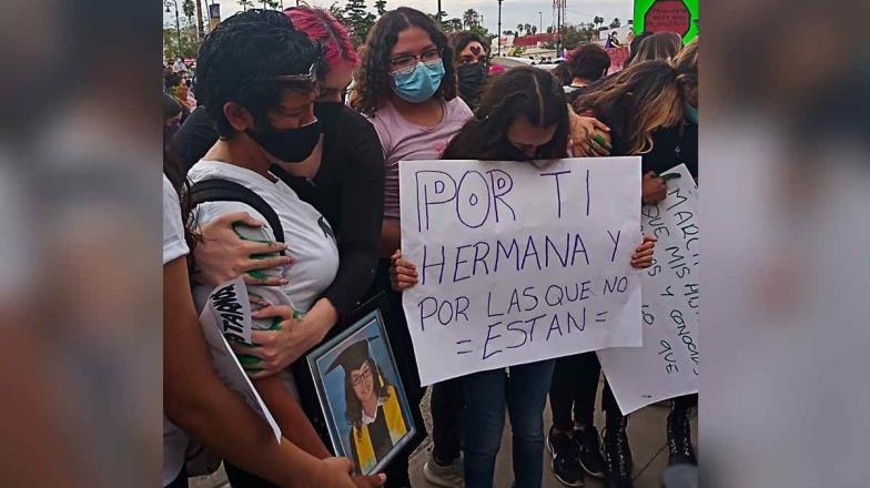 Feministas toman las calles de Cajeme durante en el Día de la Mujer