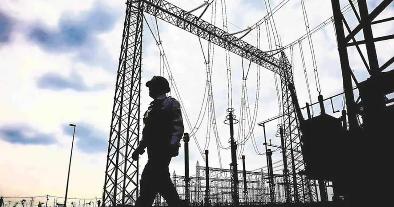 Continúan las suspensiones contra la reforma energética