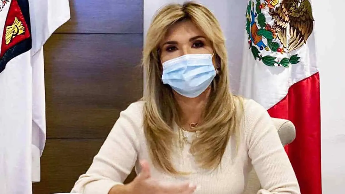 Gobernadora Claudia Pavlovich lamenta accidente aéreo en Hermosillo
