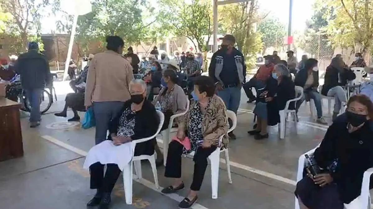 Caos para recibir la vacuna en Navojoa