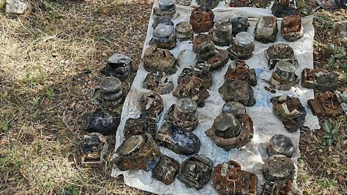 Encuentran medidores de la CFE en cenote de Yucatán