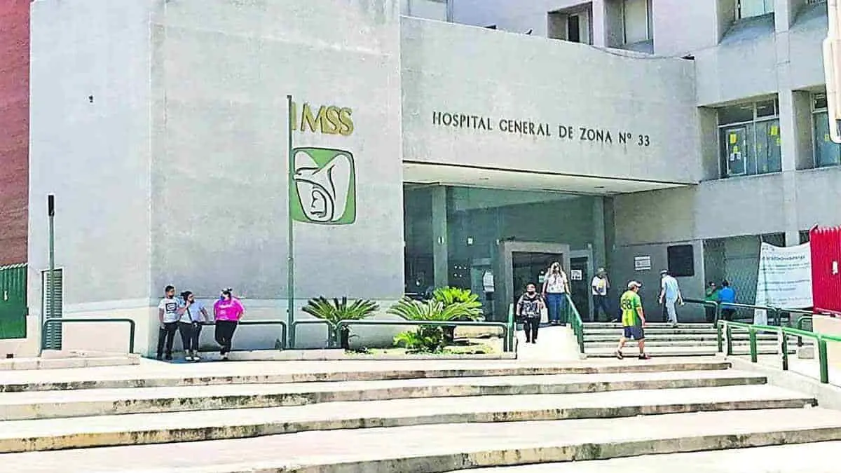 Captan espíritu en la ventana de un hospital de Monterrey