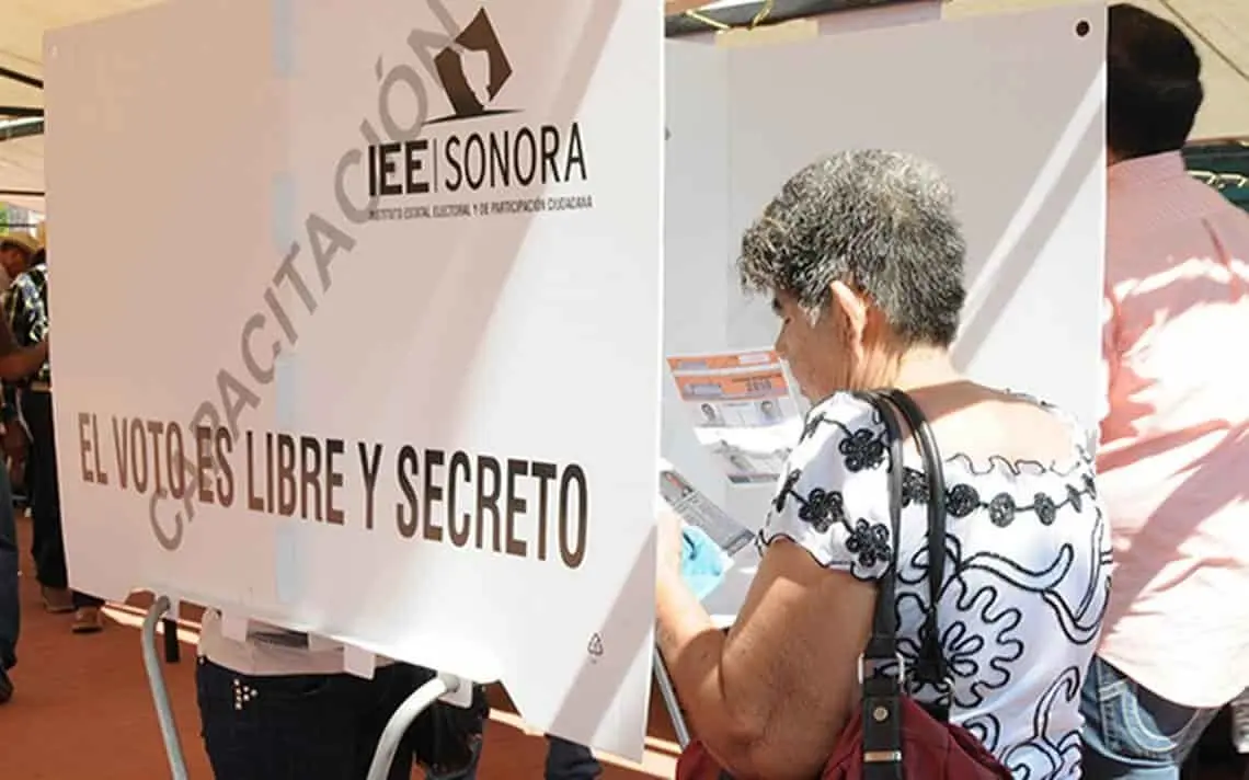 Amplían plazo para alcaldes y diputados