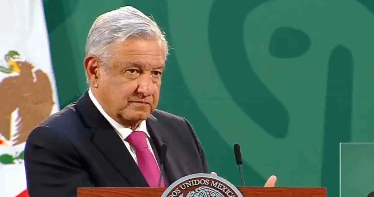 El presidente sale a la defensa de Félix Salgado, pero reprueba violencia