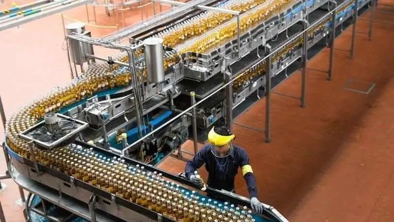La industria se ha inclinado por contratar empresas locales